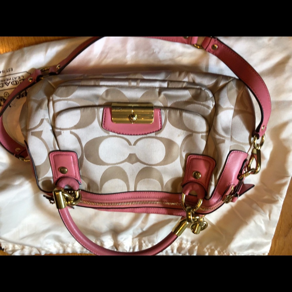 💕Offers?💕 Coach satchel/shoulder bag
